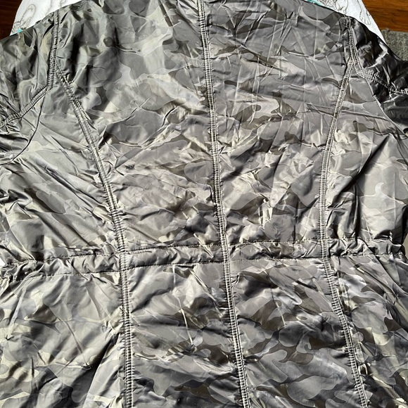 Camo Torrid puff jacket - Picture 10 of 16